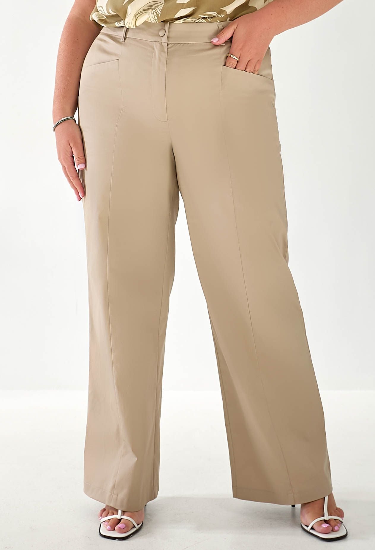 Брюки 9090 бежевий котон-джинс 44(р)