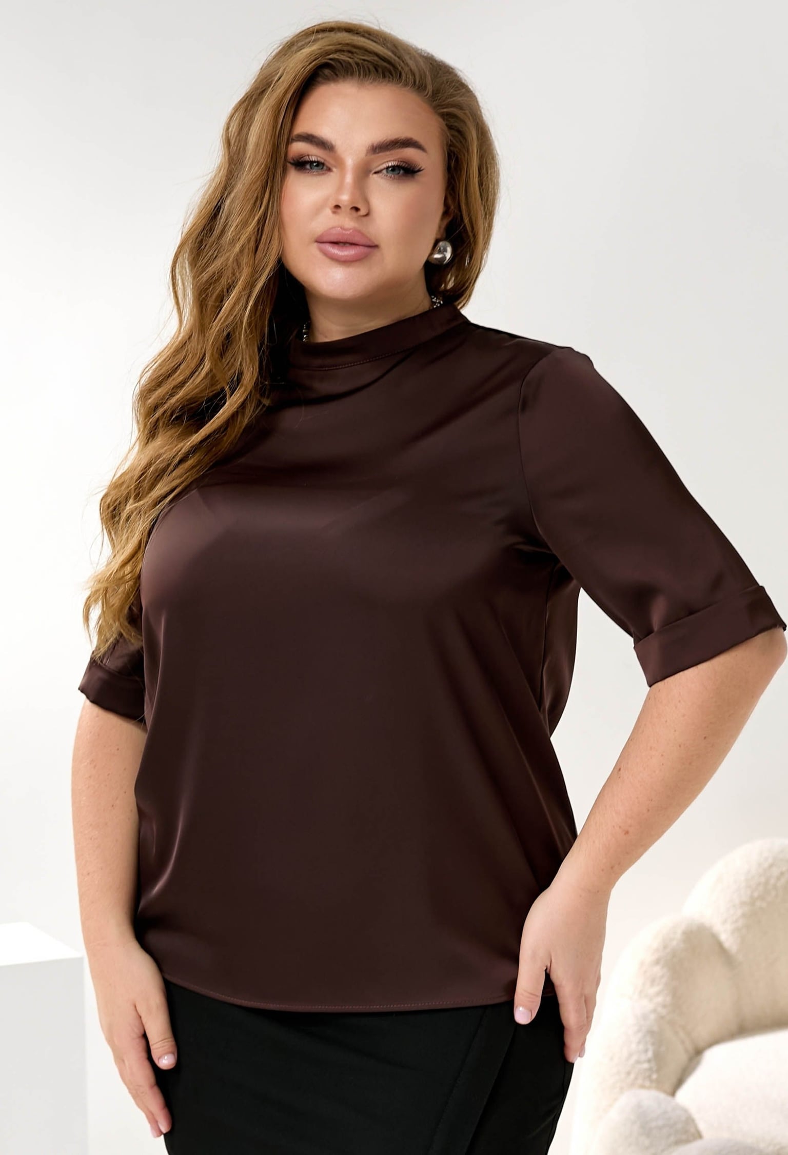 Блузка 5911 шоколадний атлас 42(р)
