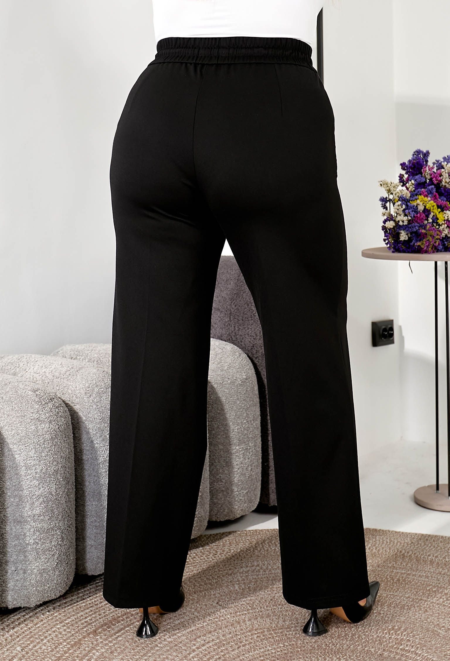 Брюки 9105 чорний трикотаж 48(р)