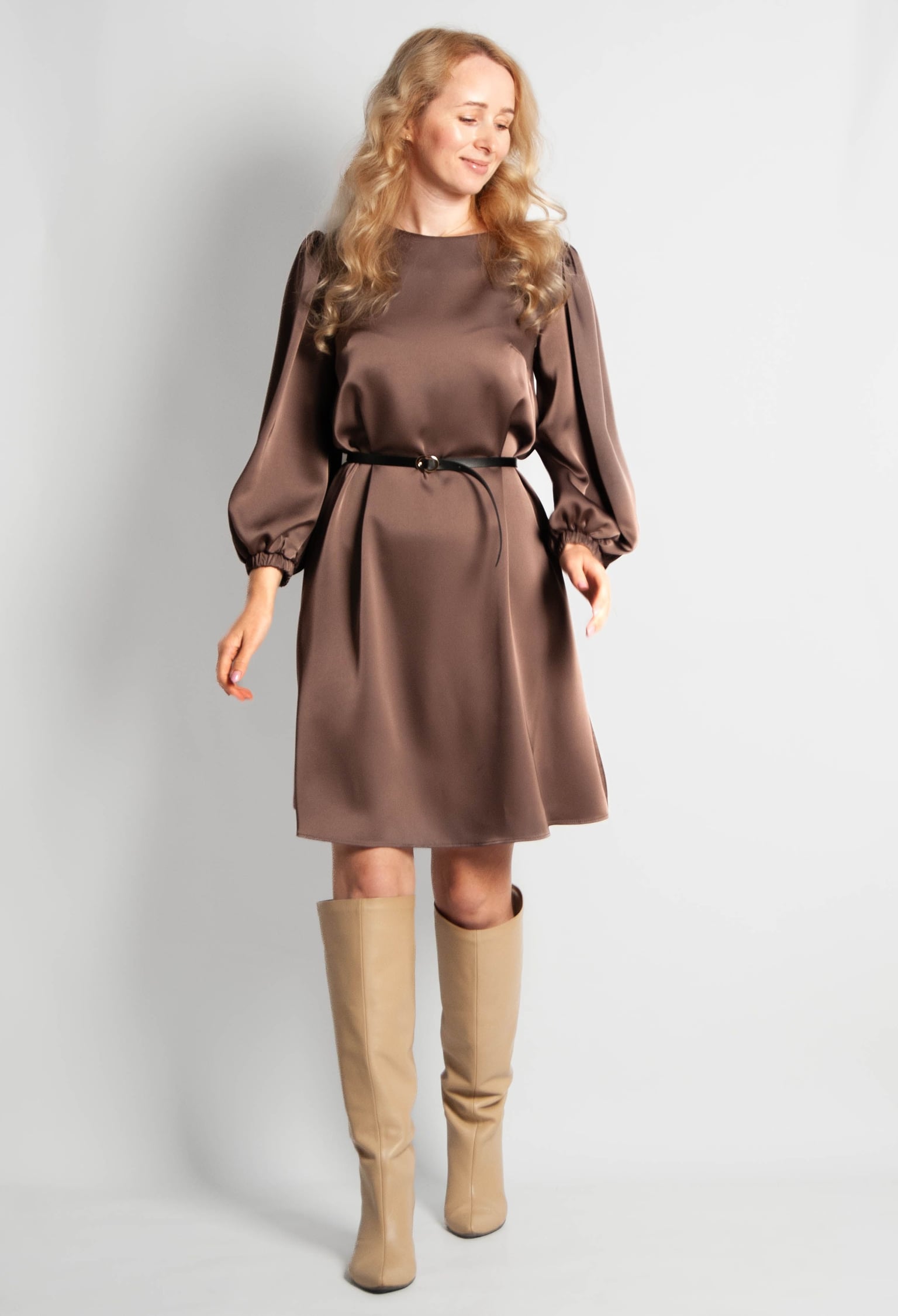 Плаття 7113-4 молочний шоколад атлас 38(р)