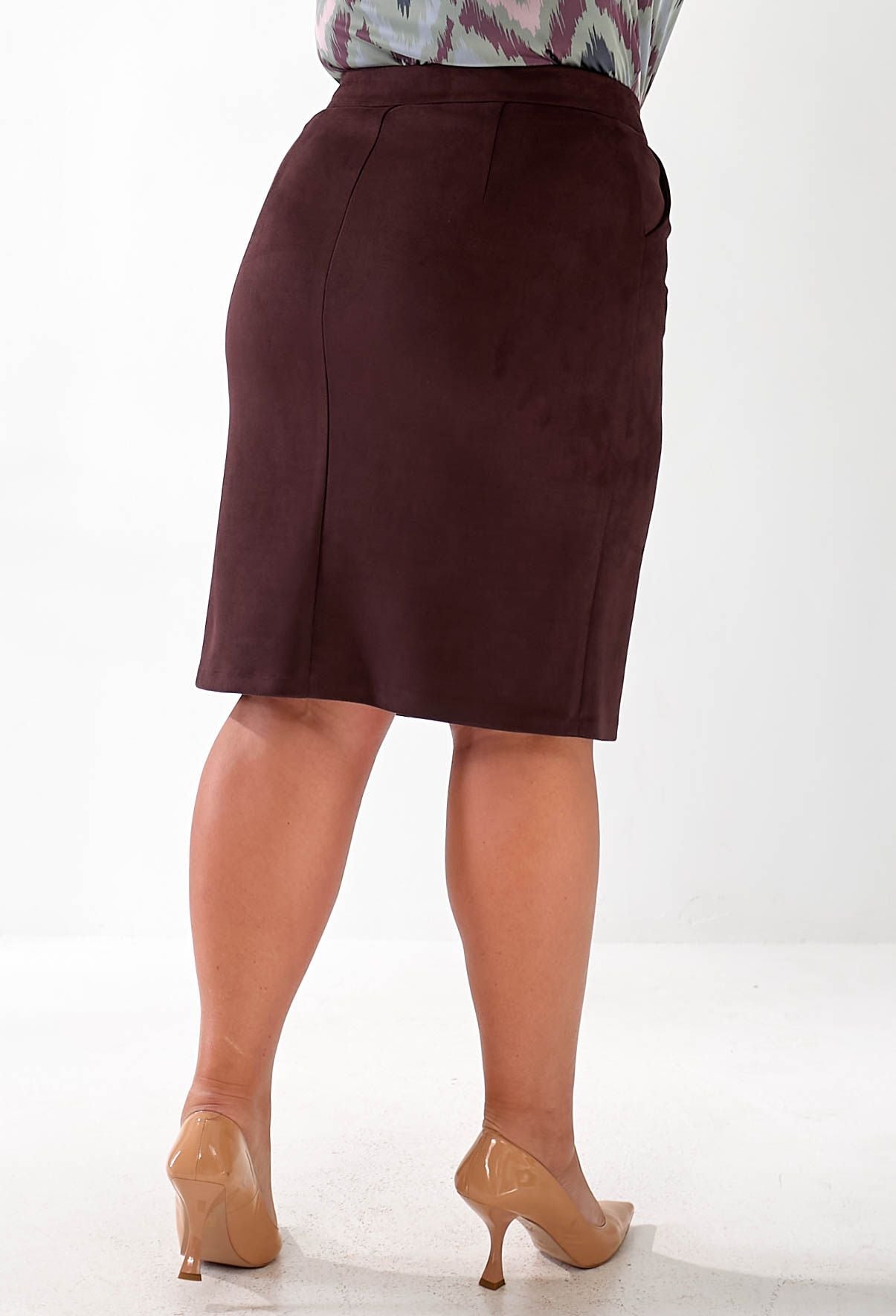 Спідниця 695-19 шоколадний замша на дайвінгу 42(р)