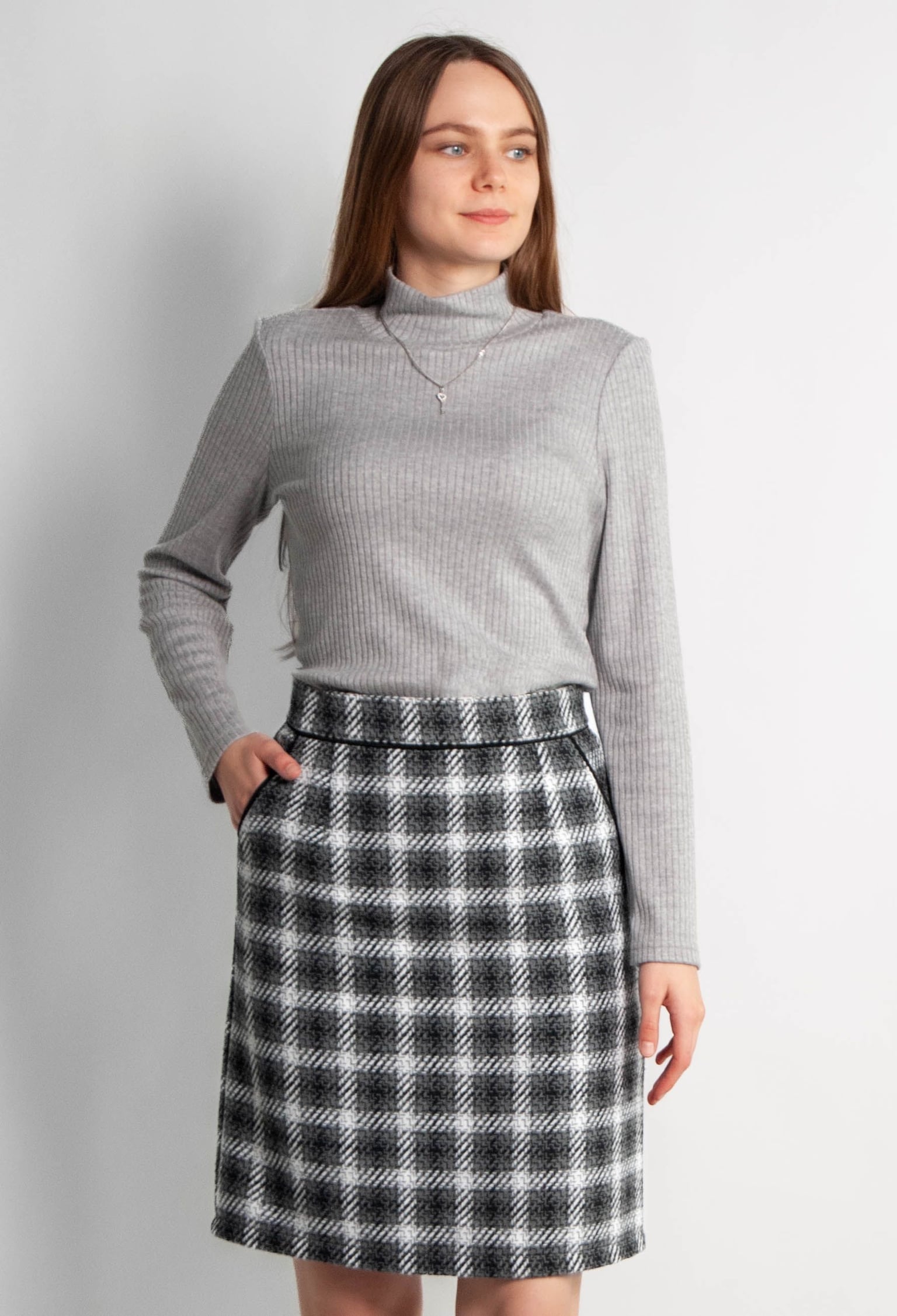 Спідниця 1520 темно-сірий твід-клітинка 38(р)