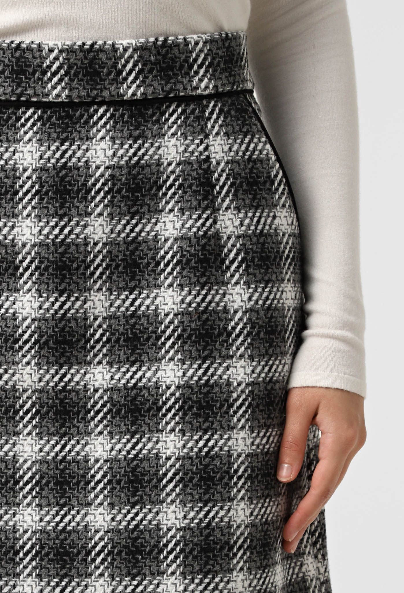 Спідниця 1520 темно-сірий твід-клітинка 42(р)