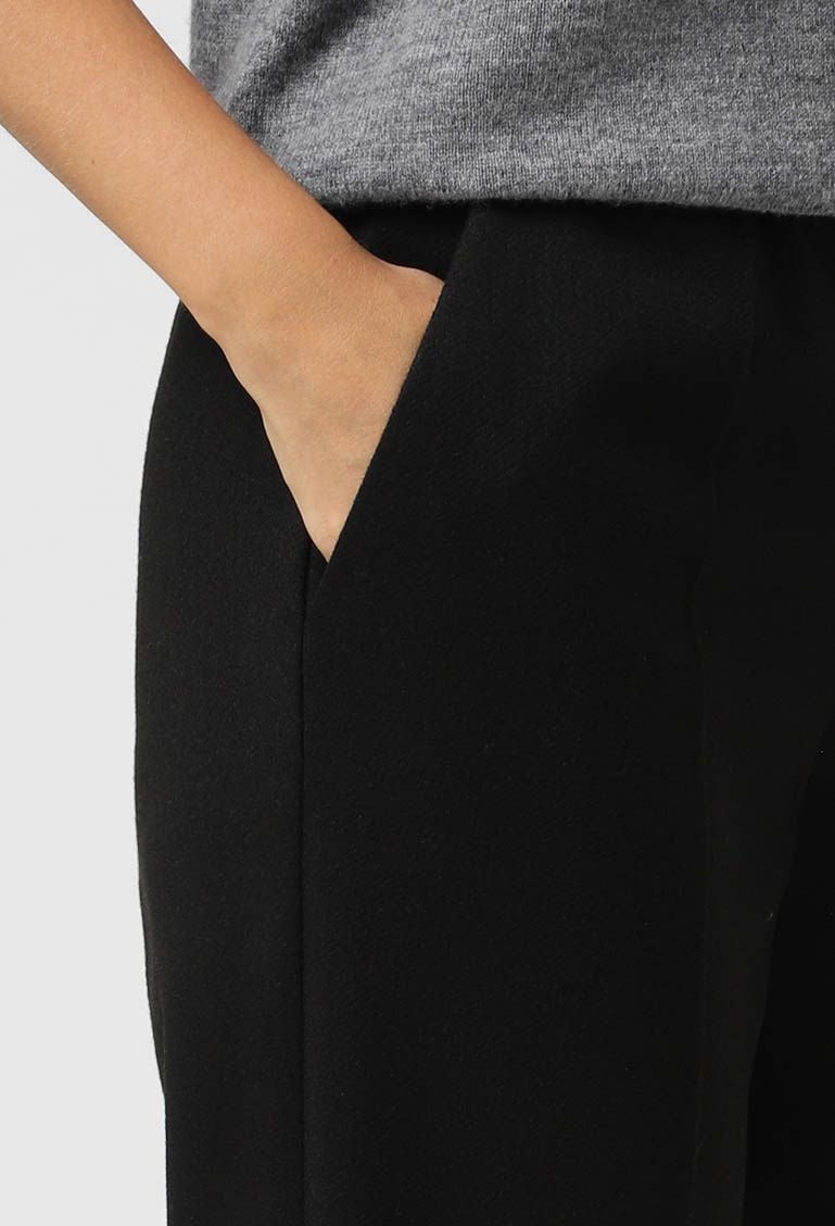 Брюки 9068-9 чорний кашемір 44(р)