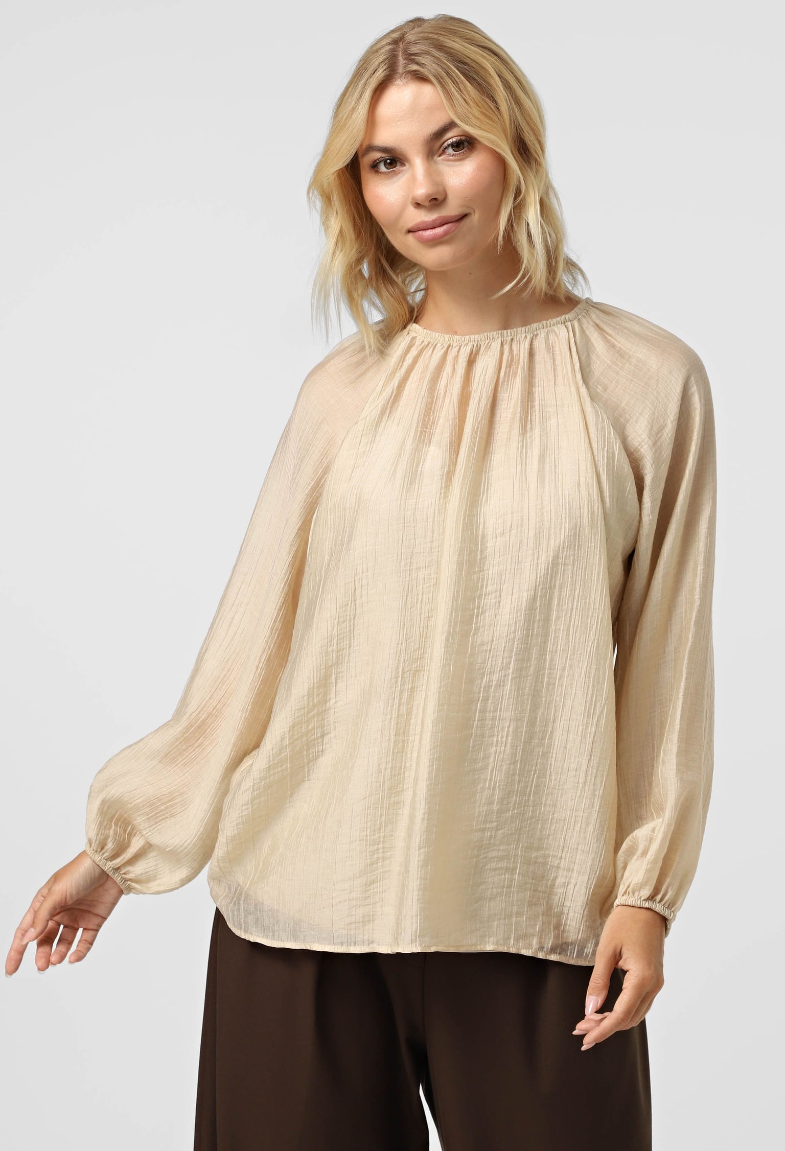 Блузка 5201 екрю жатий батист 42(р)