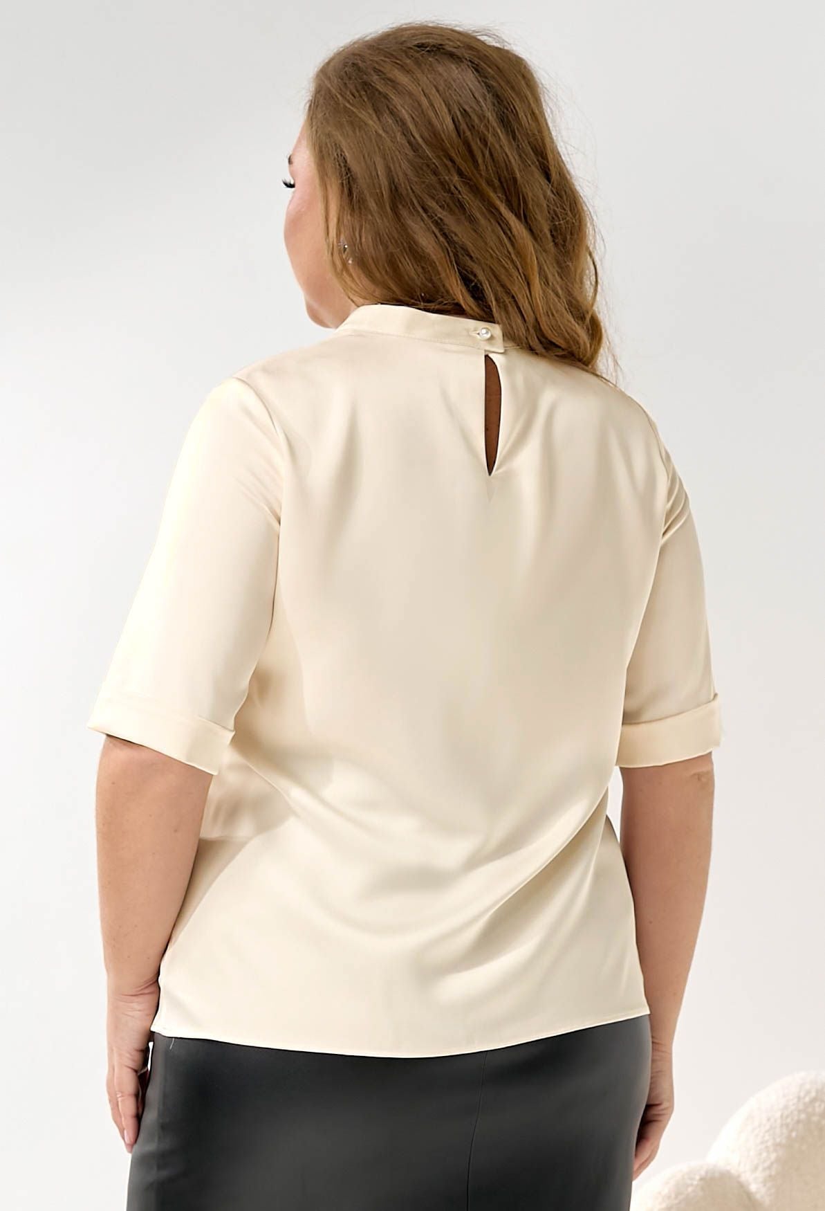 Блузка 5911-2 молочний атлас 42(р)