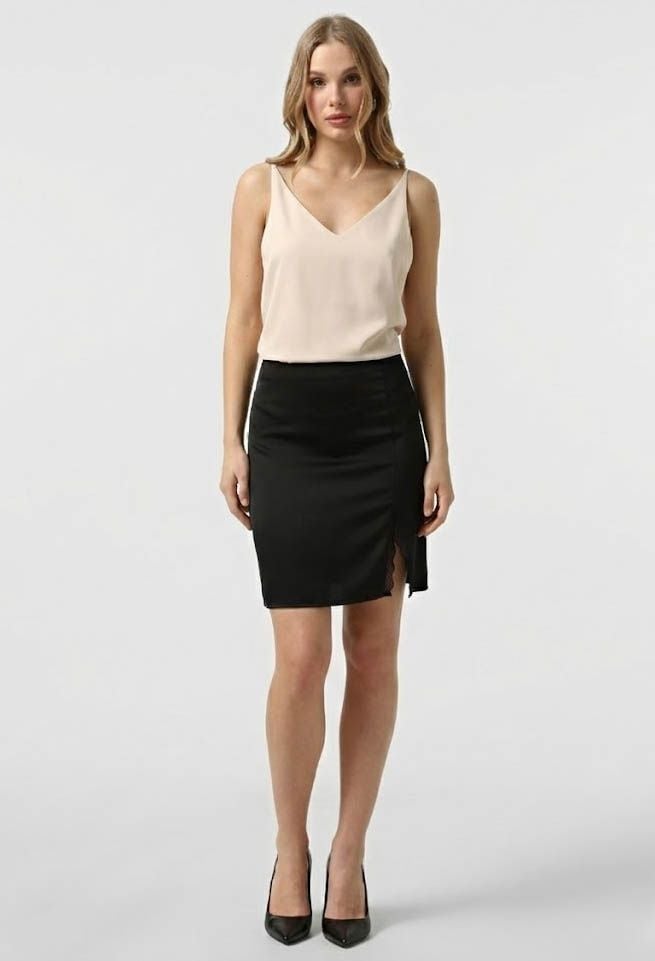 Спідниця 1541 чорний атлас 42(р)