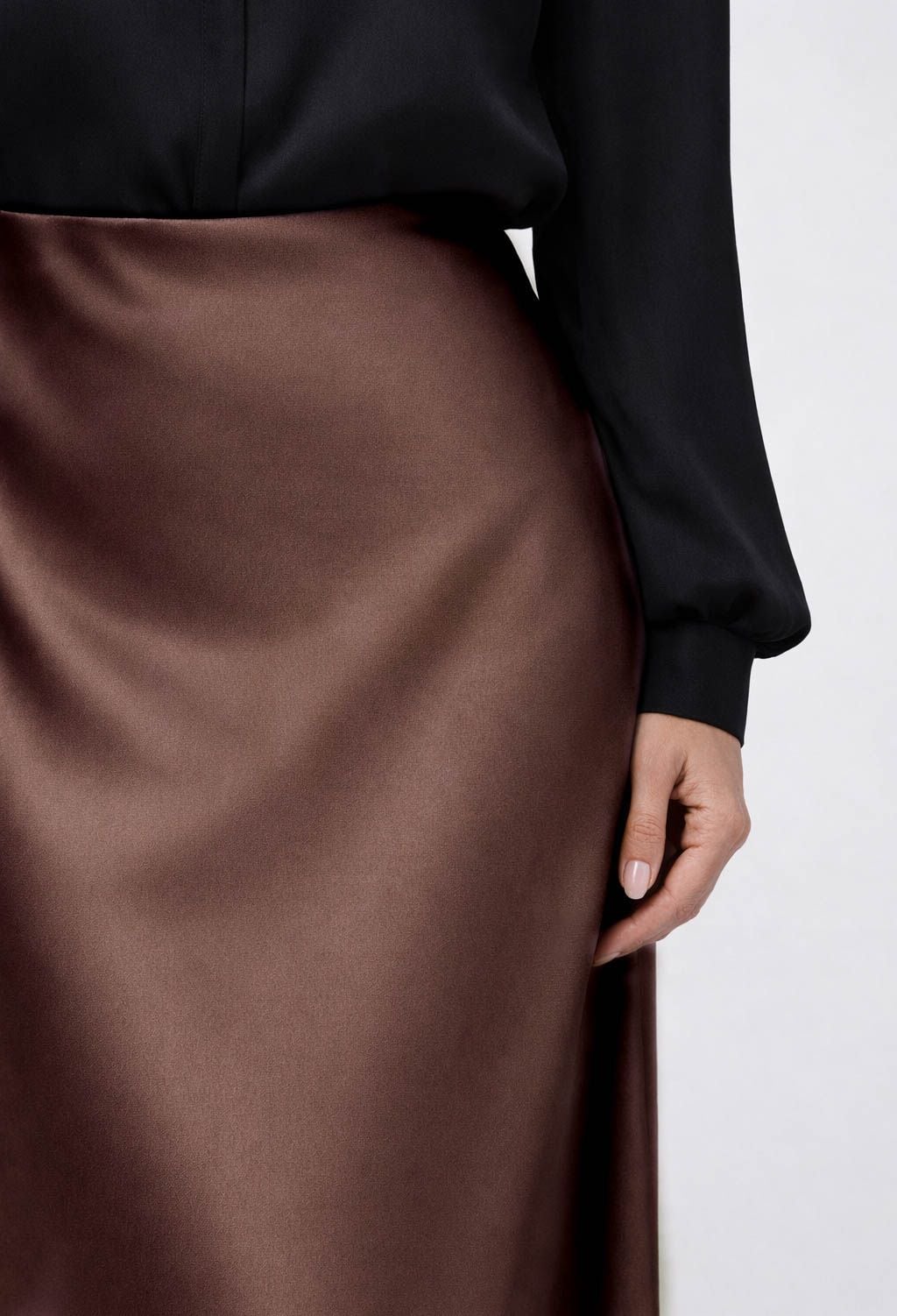 Спідниця 1542-1 молочний шоколад атлас 46(р)