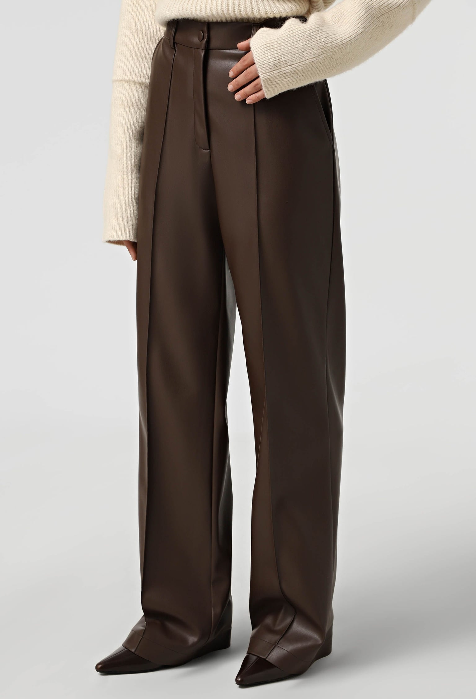 Брюки 9015-10 шоколадний шкіра на замші 44(р)