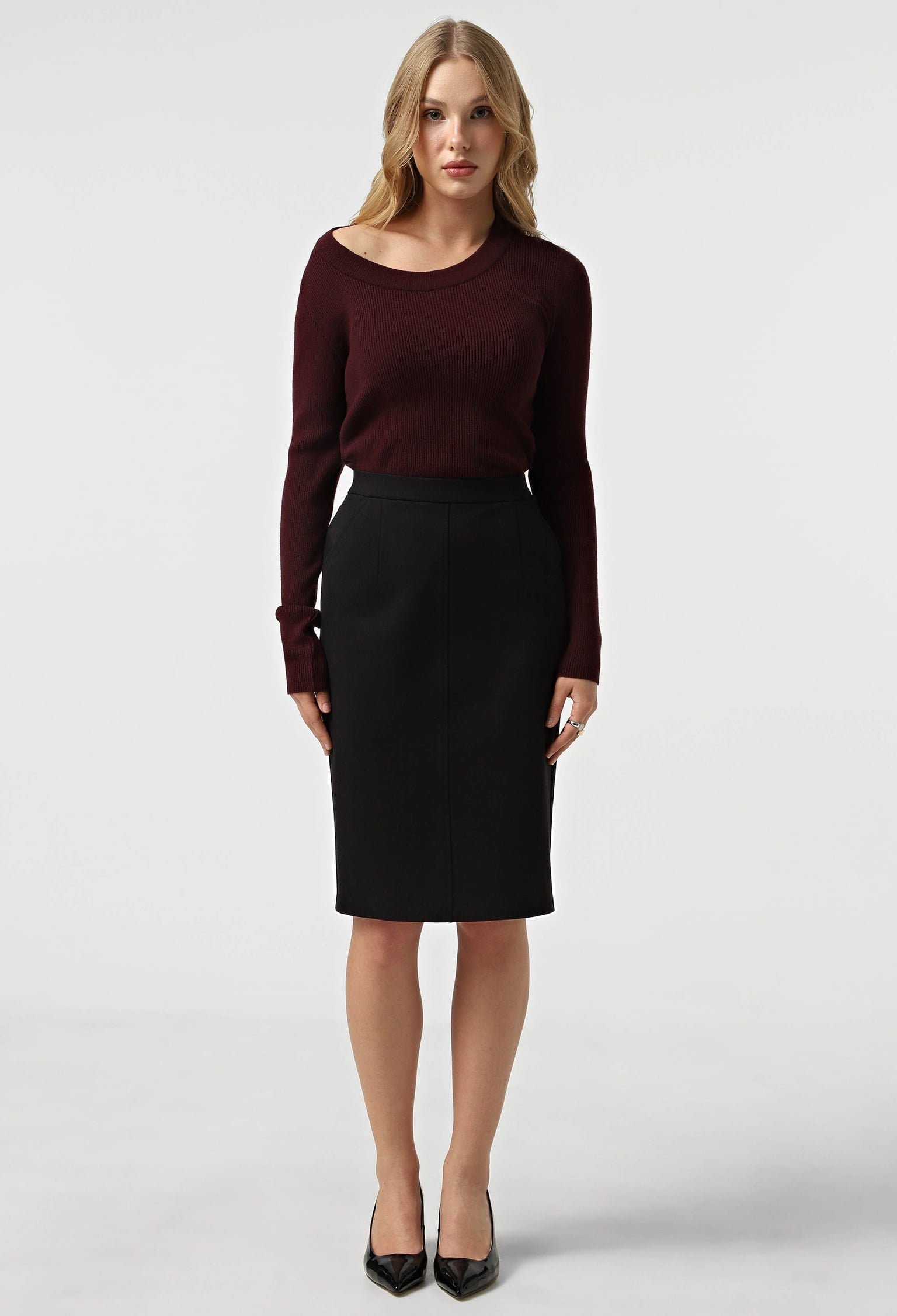 Спідниця 1546 чорний трикотаж 42(р)