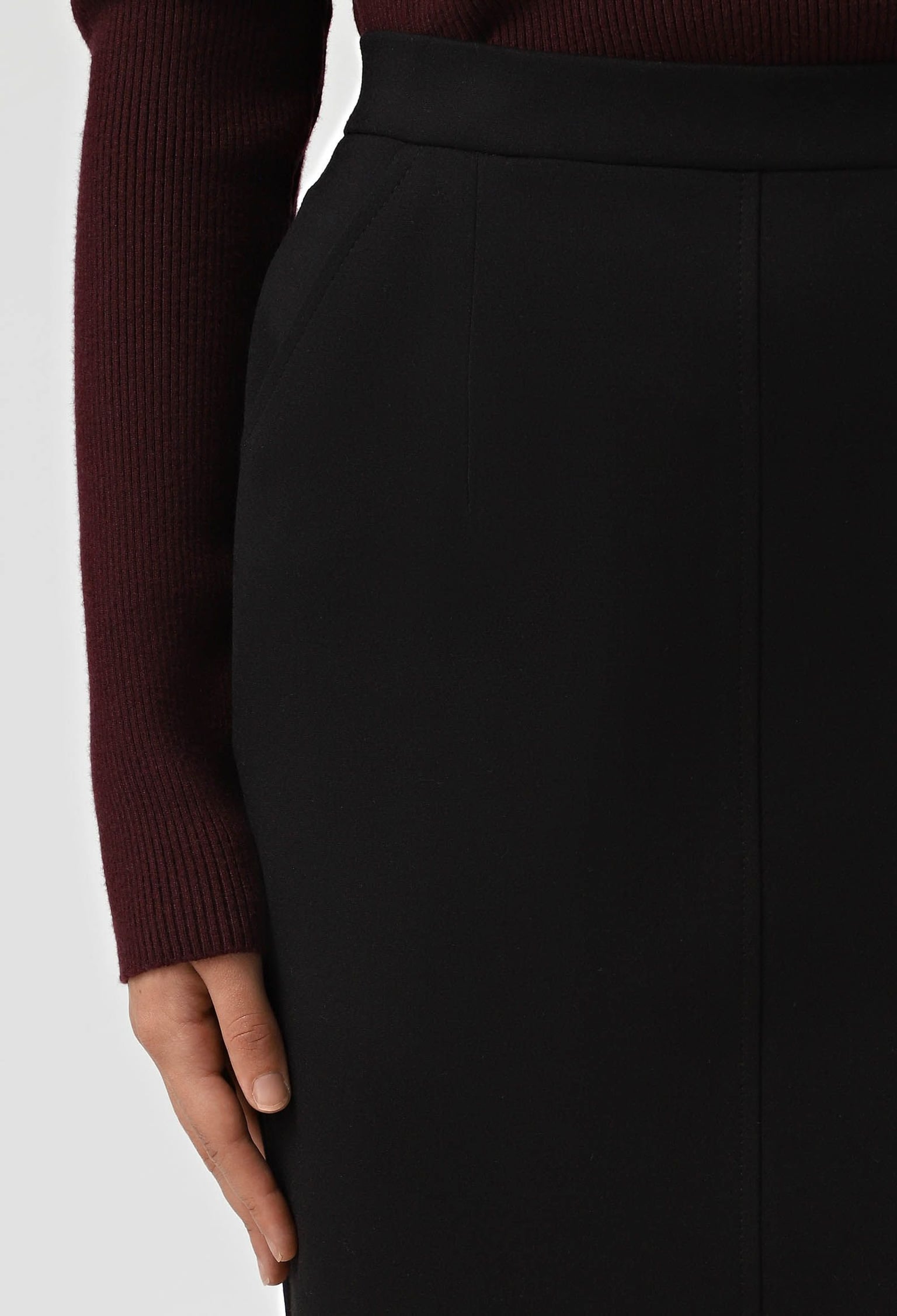 Спідниця 1546 чорний трикотаж 42(р)