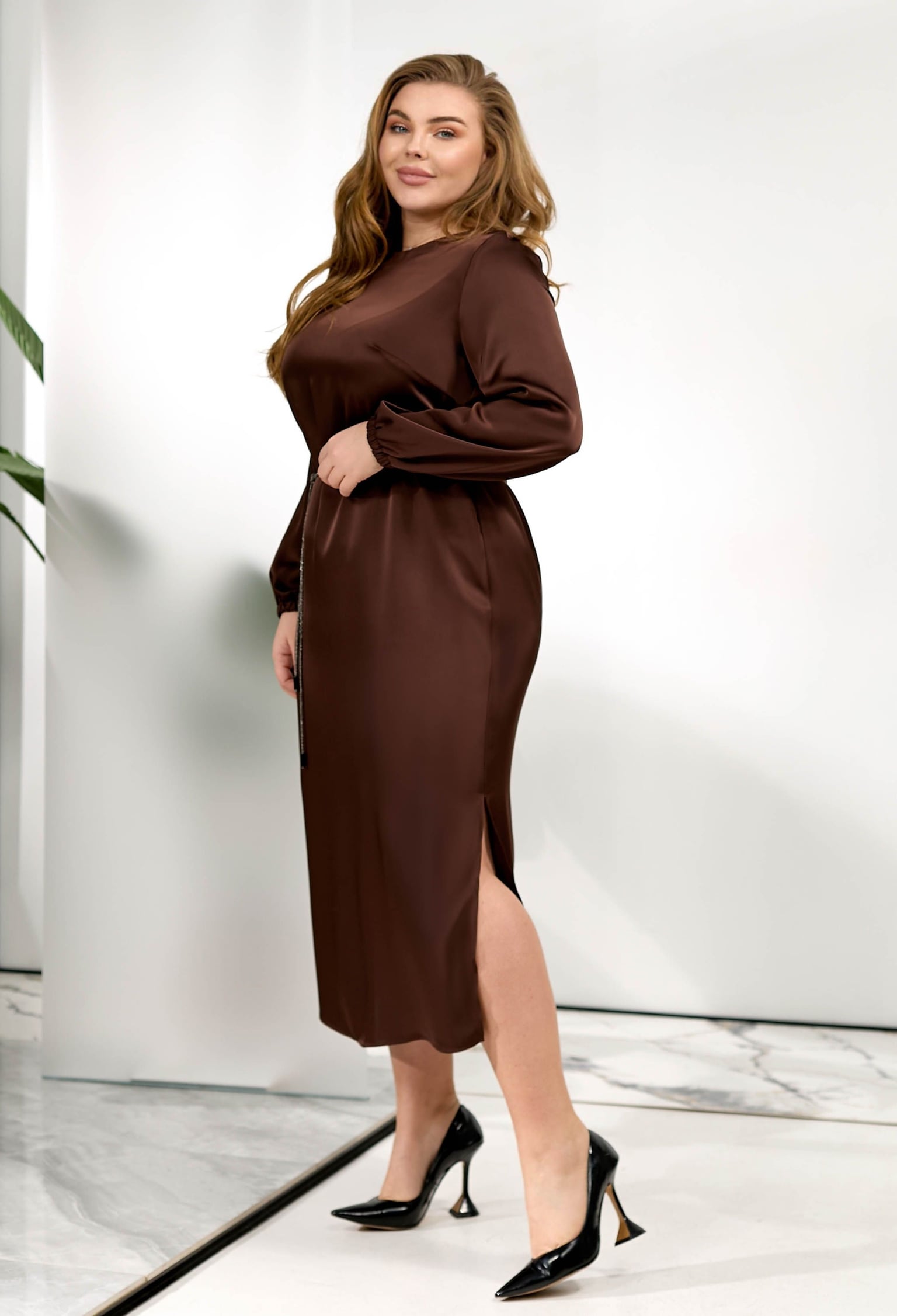 Плаття 7221 шоколадний атлас 48(р)