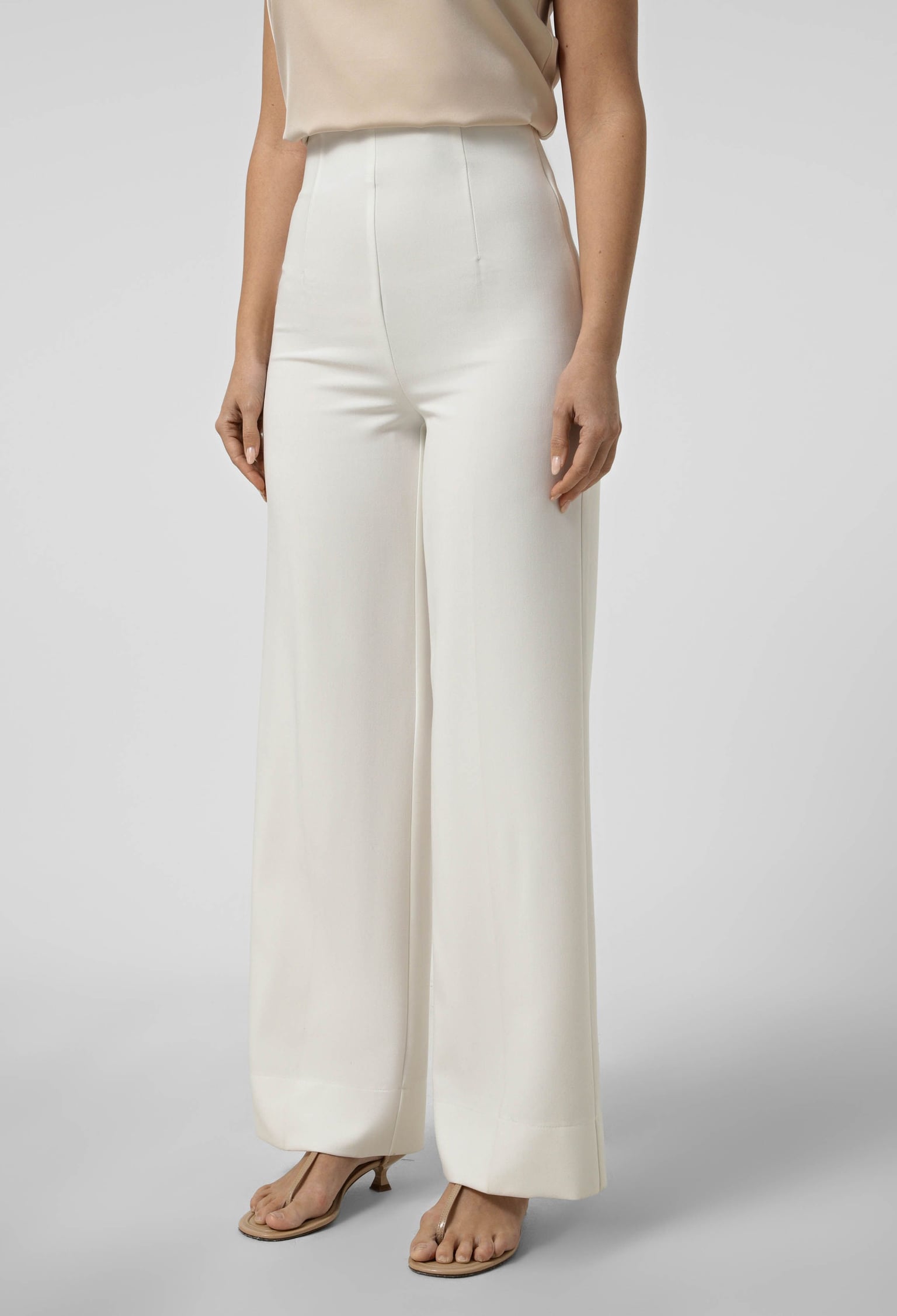 Брюки 9150 молочний тіар 38(р)