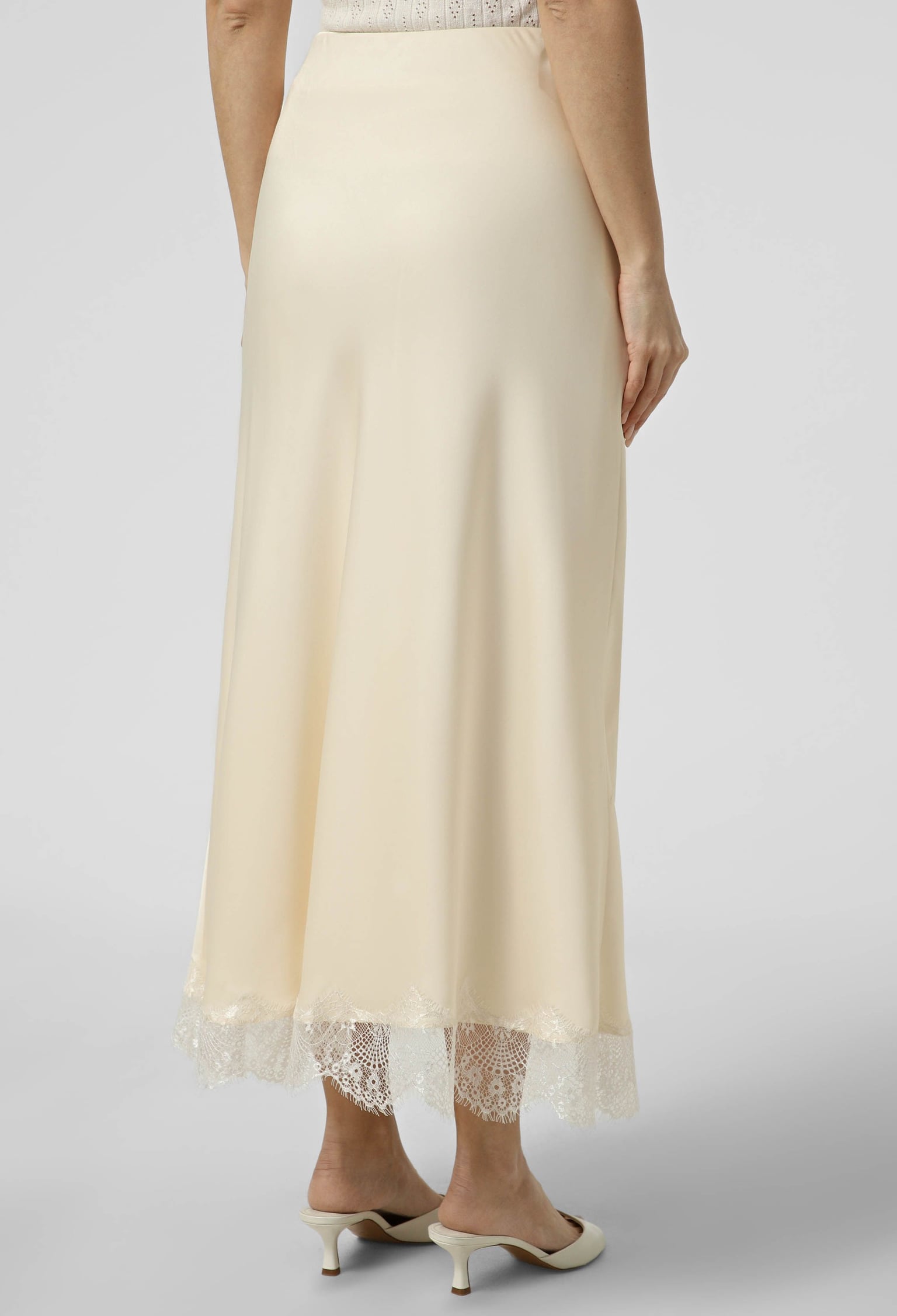 Спідниця 1548 екрю атлас 42(р)