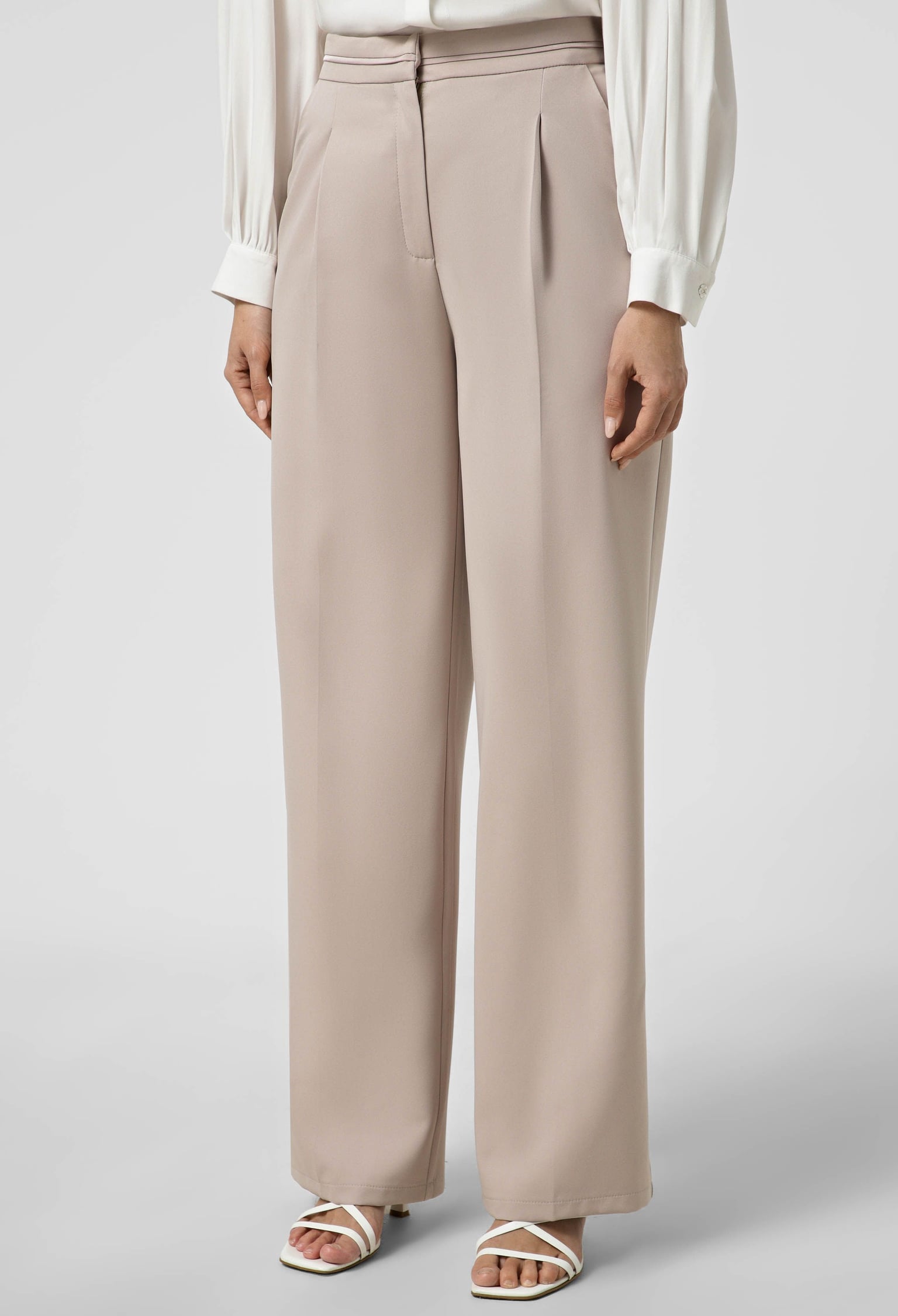 Брюки 9146 пудровий костюмка 44(р)