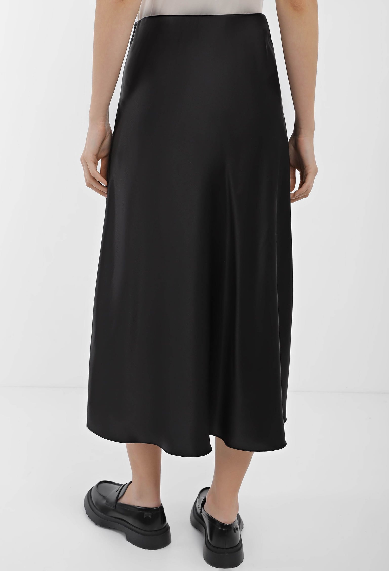 Спідниця 1279 чорний атлас 44(р)