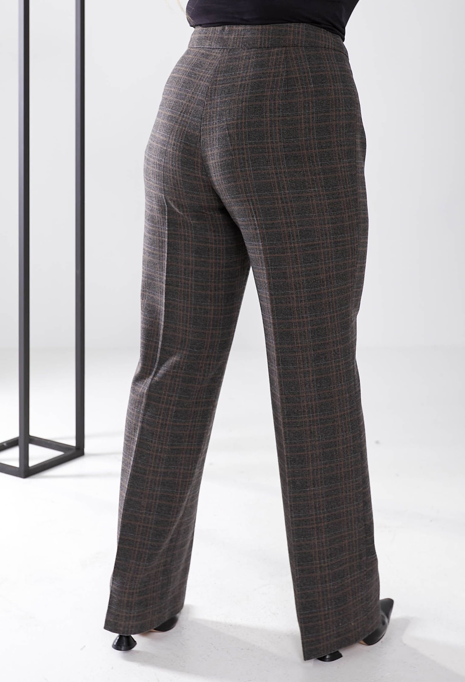 Брюки 9003-1 сіро-коричневий шерсть-клітинка 52(р)