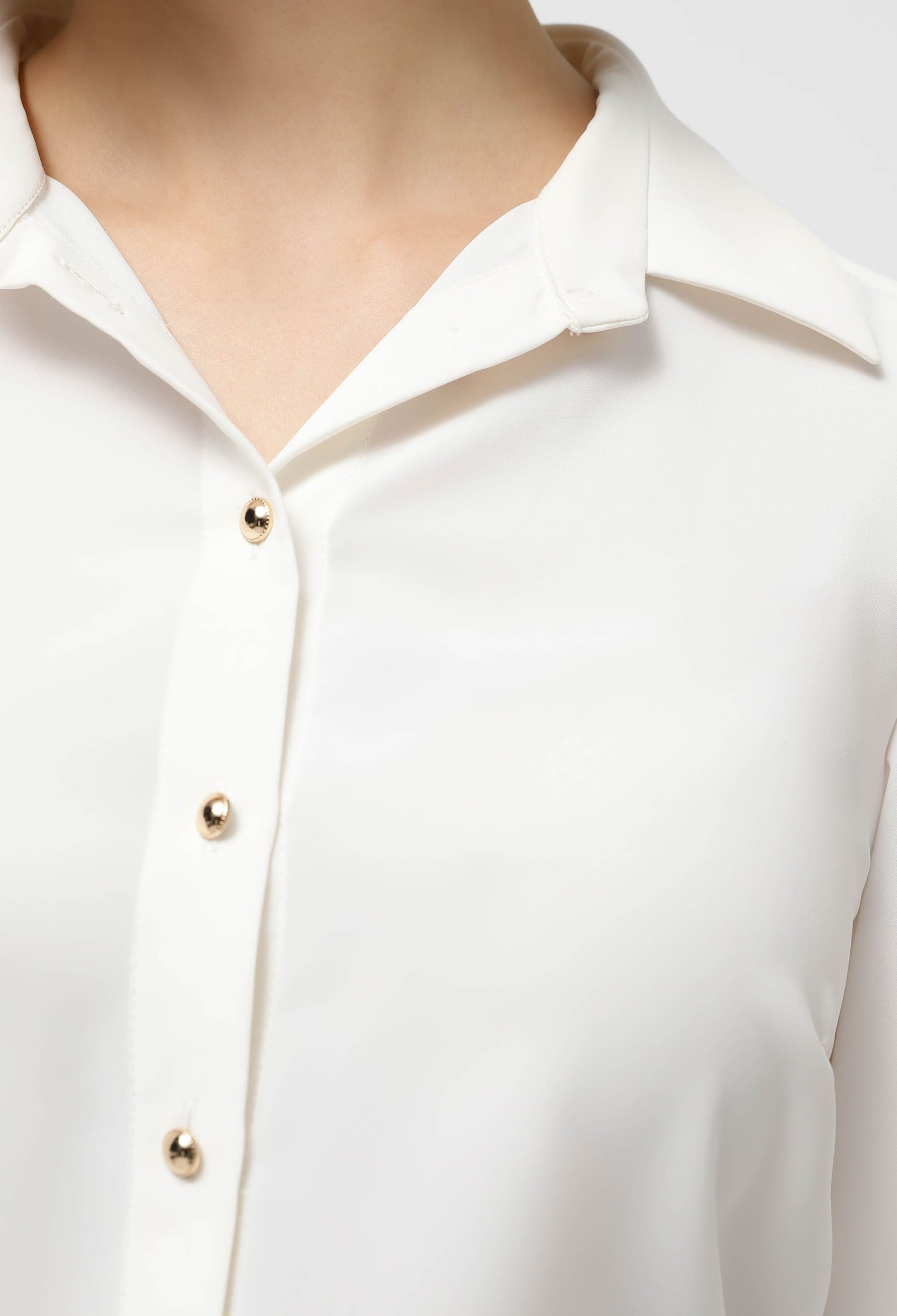 Блузка 5099-1 молочний креп-шовк 38(р)