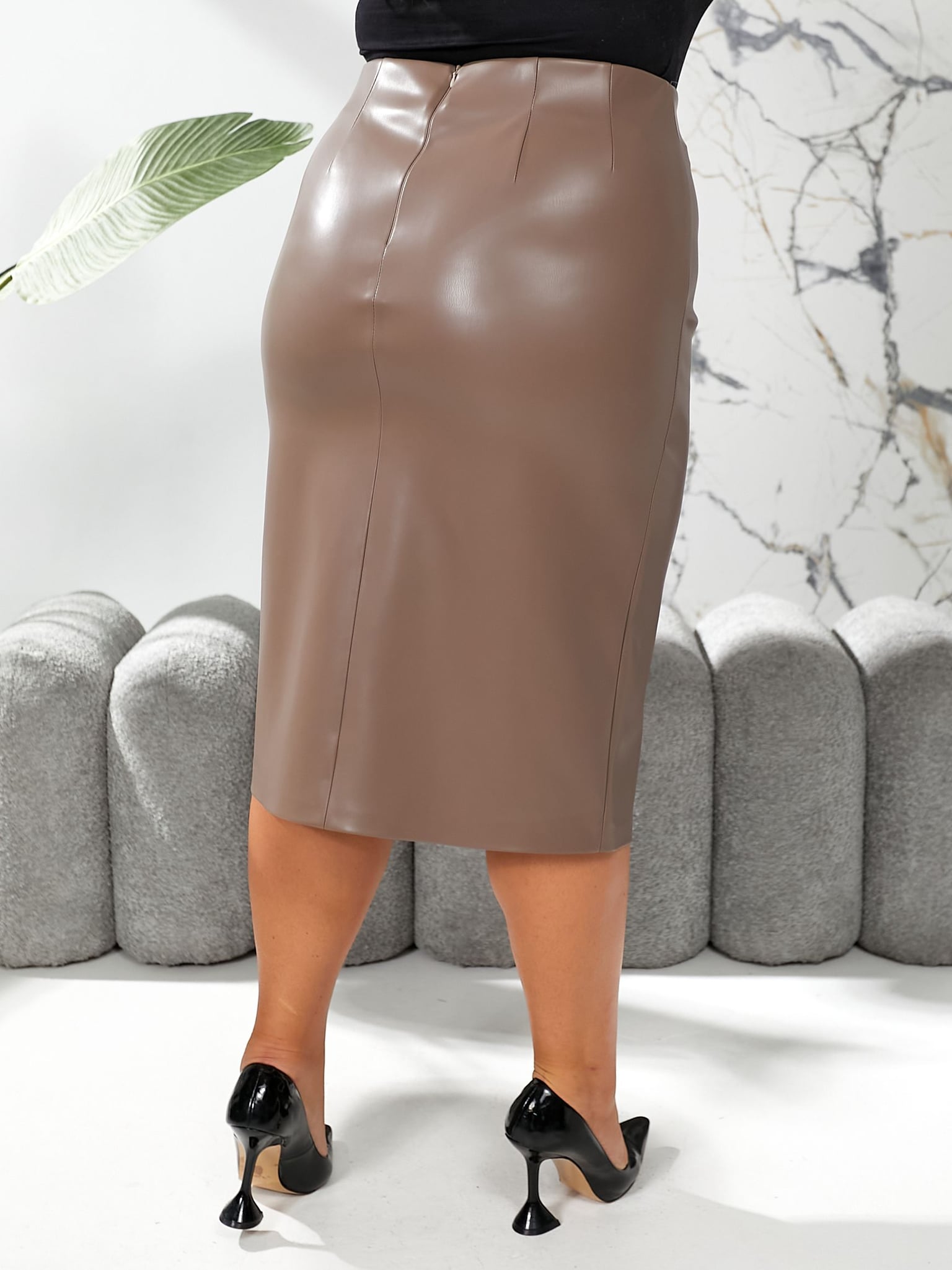 Спідниця 1327-5 капучино шкіра на замші 46(р)