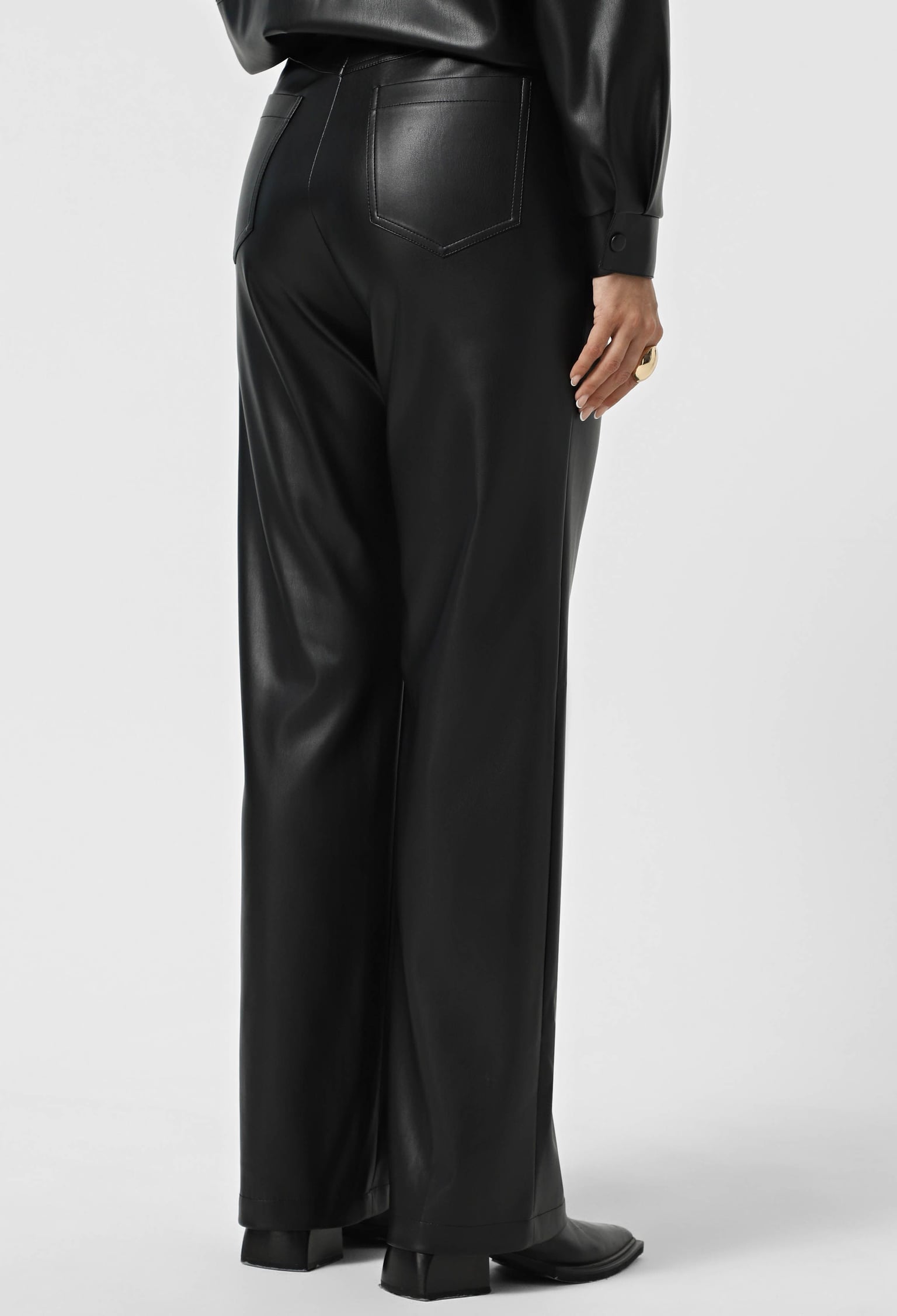 Брюки 9116 чорний шкіра на замші 42(р)