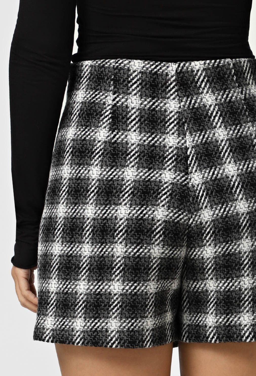 Шорти 9067-1 сіро-білий твід-клітинка 38(р)