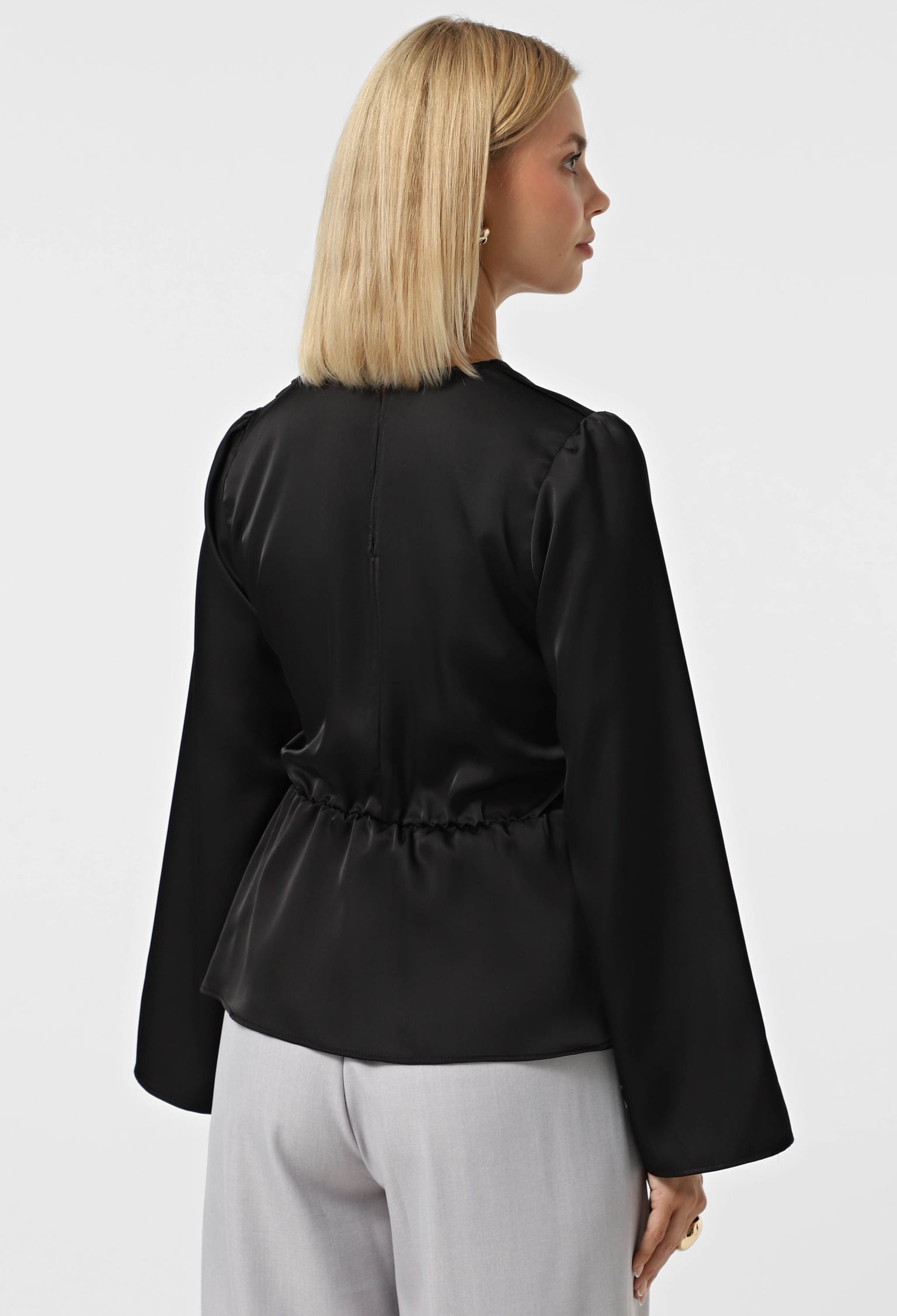 Блузка 5196 чорний шовк-армані 46(р)