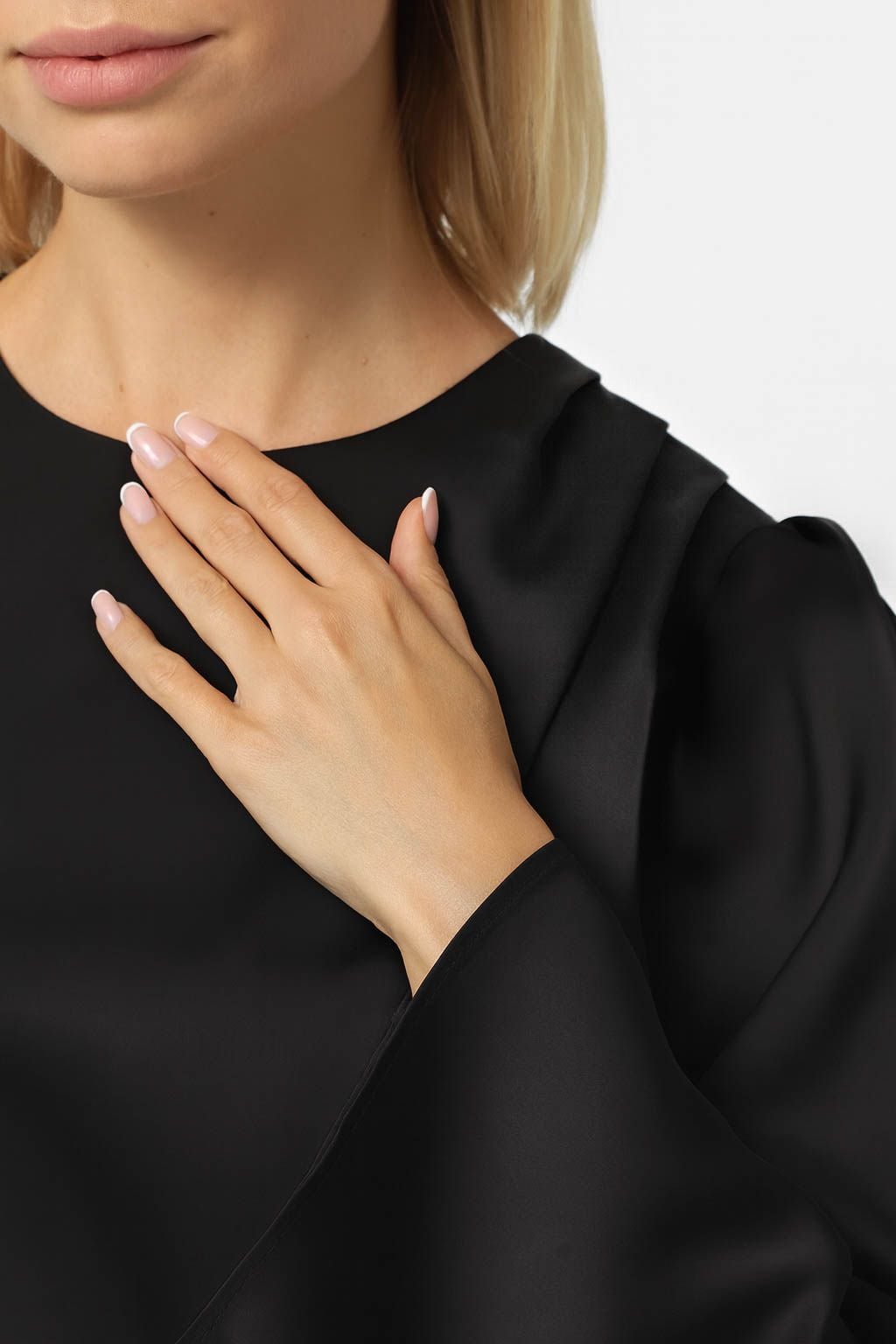 Блузка 5196 чорний шовк-армані 46(р)