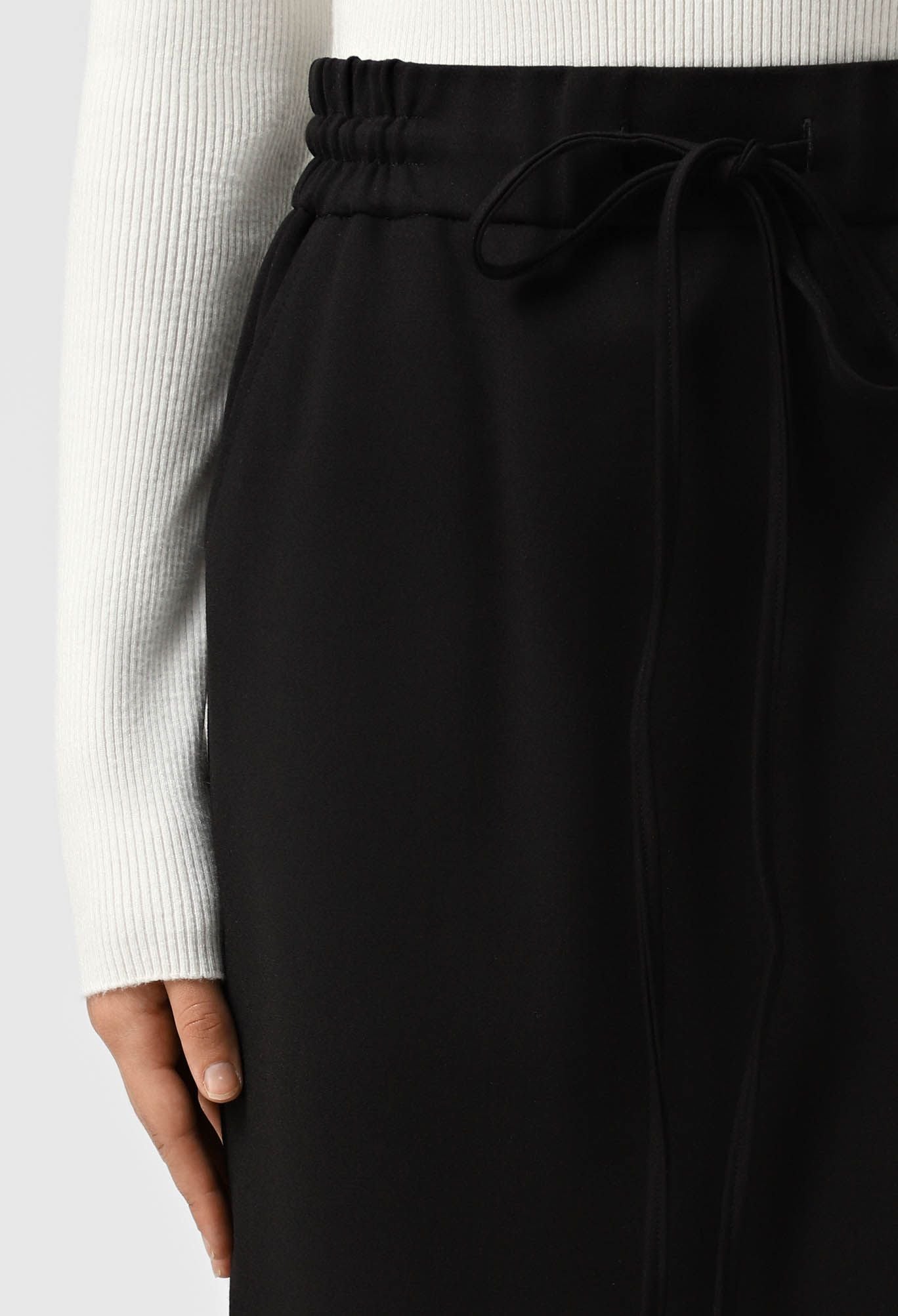 Спідниця 1528 чорний трикотаж 42(р)