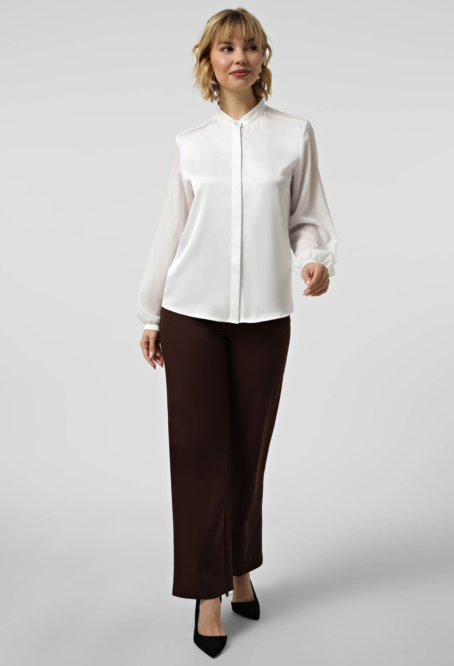 Блузка 5202-1 молочний атлас, шифон 38(р)